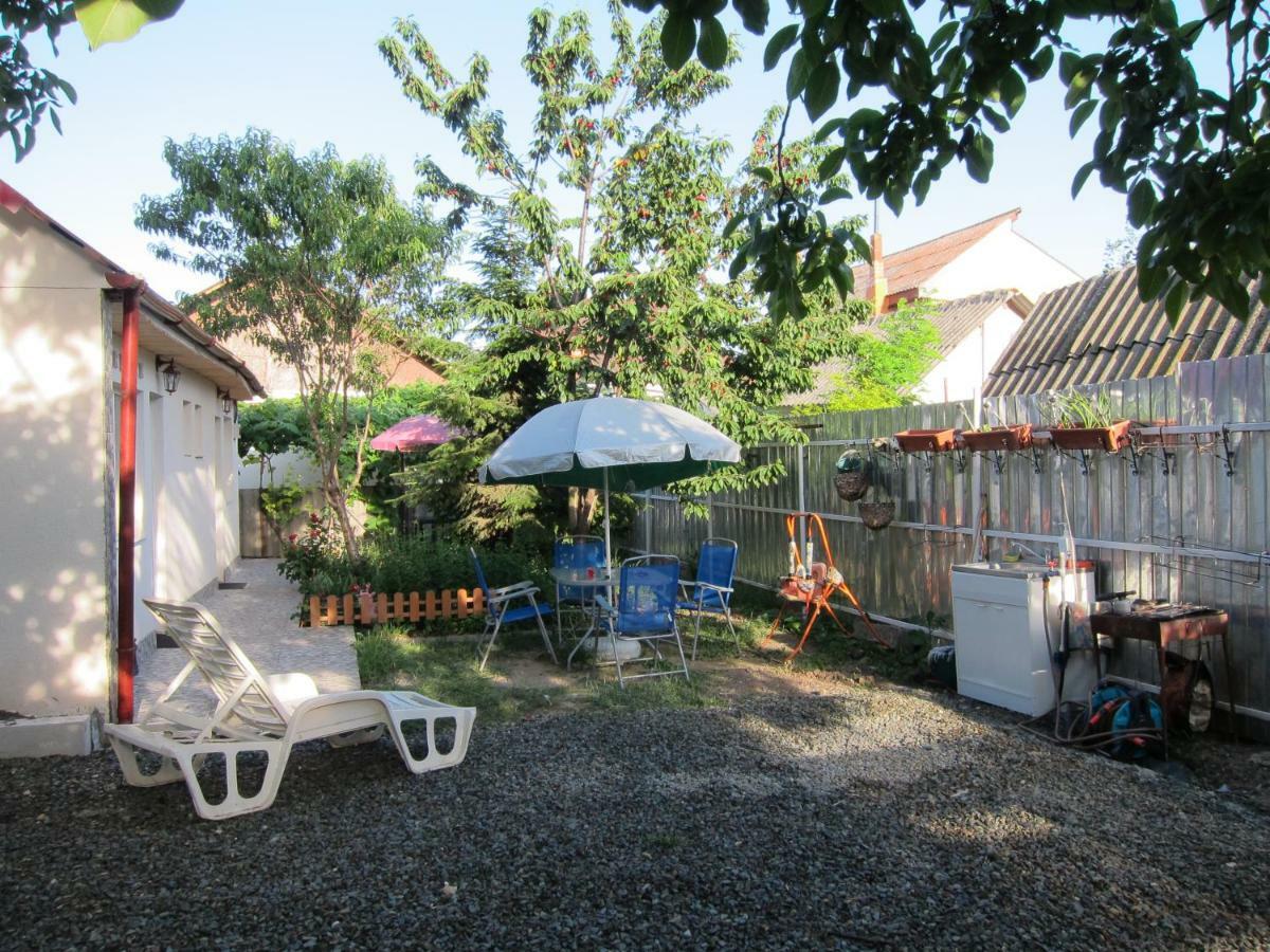 Casa Gherghisan Hotell Costinesti Exteriör bild