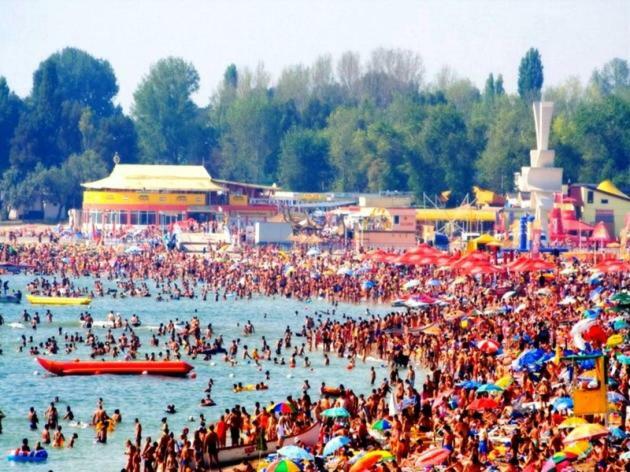 Casa Gherghisan Hotell Costinesti Exteriör bild